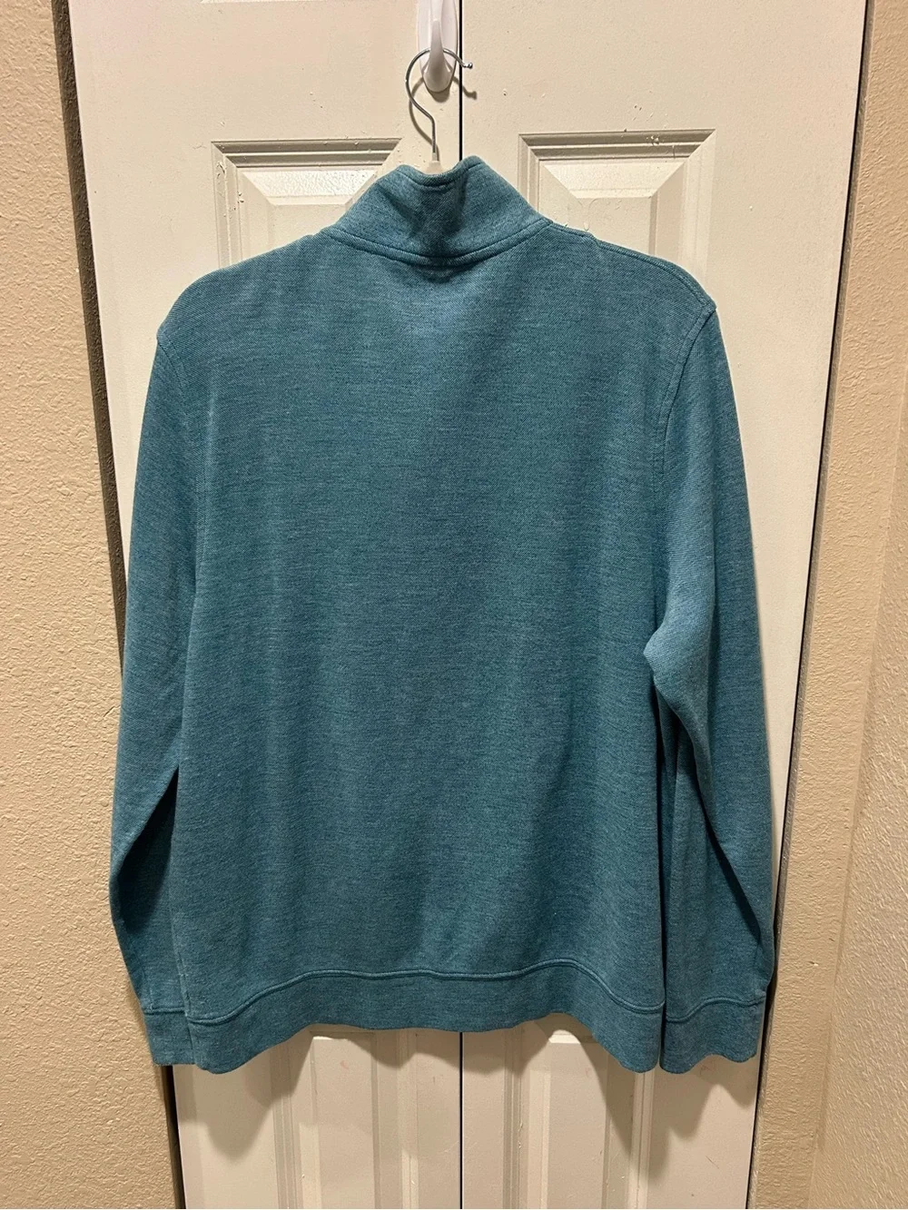 L.L.Bean Men’s Quarter Teal Zip Pullover , Large